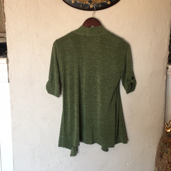 IZ Byer California White Shirt with Green Cardigan - Picture 5 of 7